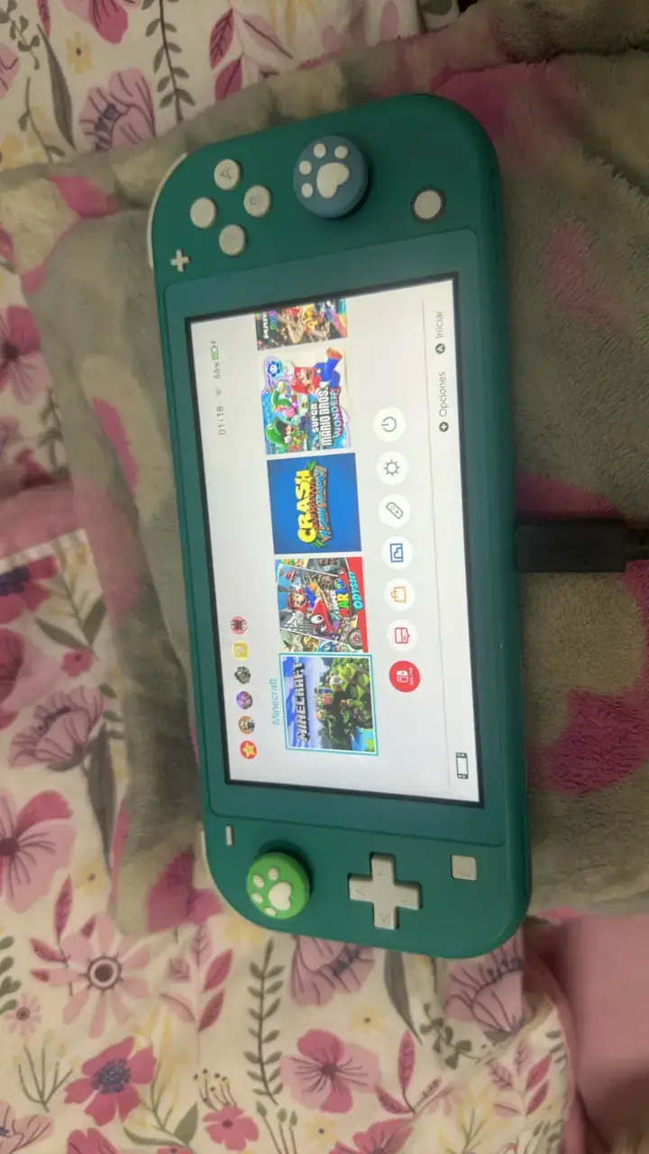 Nintendo Switch Lite turquesa con cargador - 2