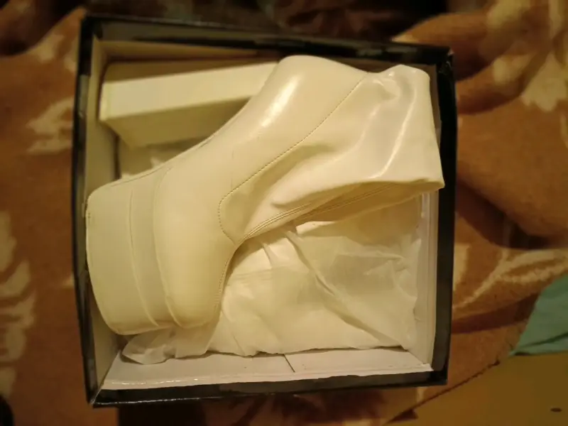 Botines de plataforma blancos de cuero