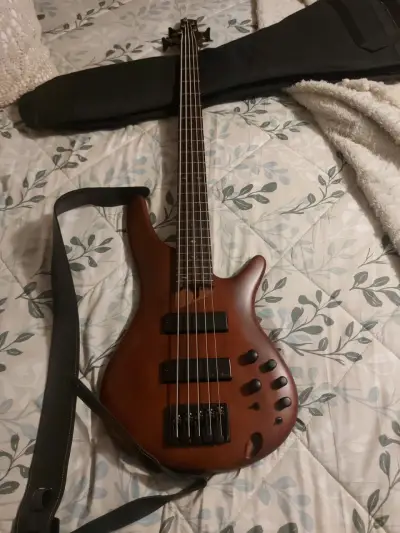 Bajo eléctrico Ibanez  de 5 cuerdas SR505 - miniatura 1