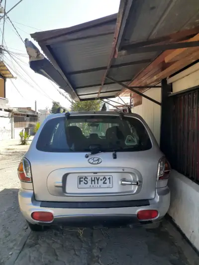 Hyundai Santa Fe SUV usado en buen estado - miniatura 1