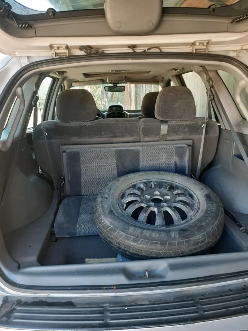 Hyundai Santa Fe SUV usado en buen estado - 5