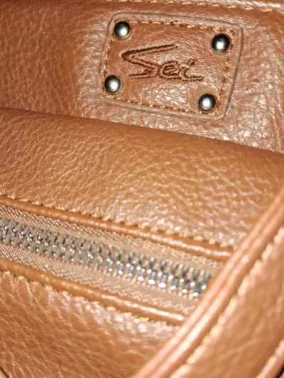 Cartera de cuero marrón con bolsillo frontal - miniatura 3