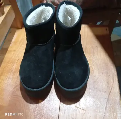 Botas de invierno negras con forro polar - miniatura 3