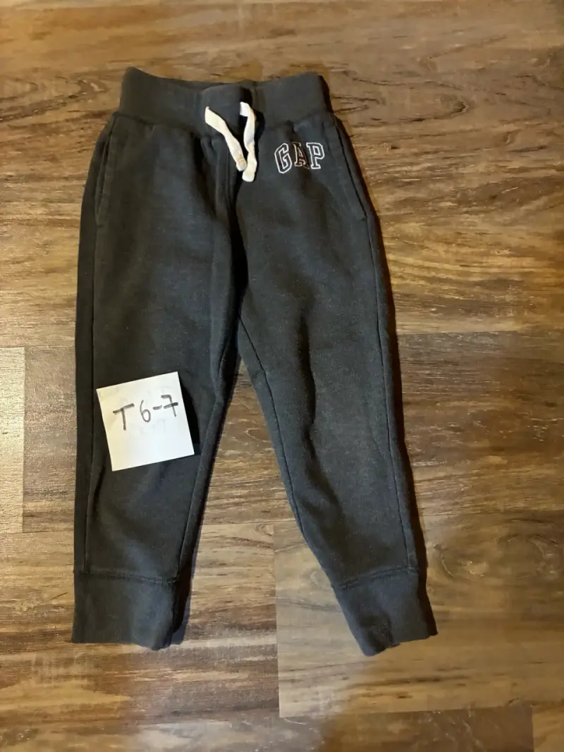 Pantalones deportivos GAP para niños - 1