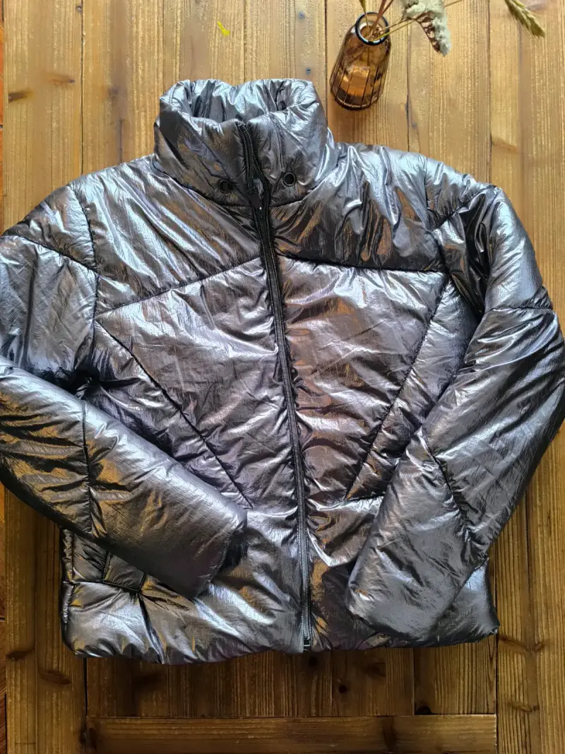 Chaqueta acolchada plateada para invierno - 5