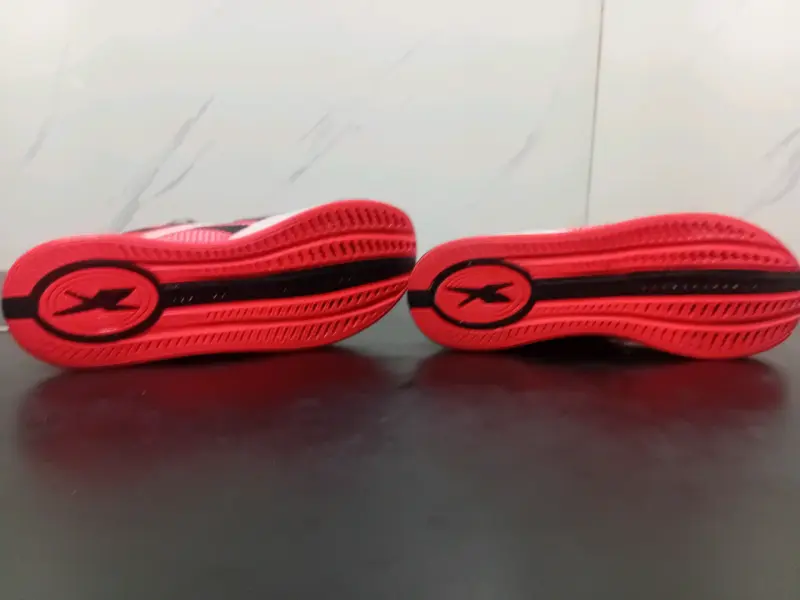 Zapatillas Reebok nano X4 blancas y rojas - 2