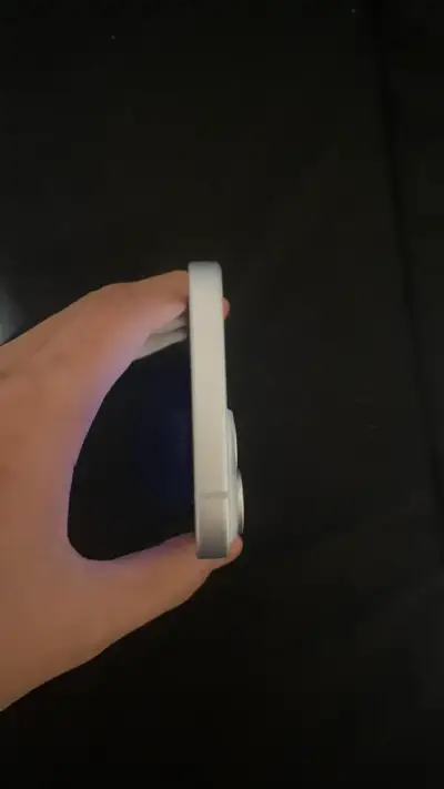 iPhone 15 - miniatura 4