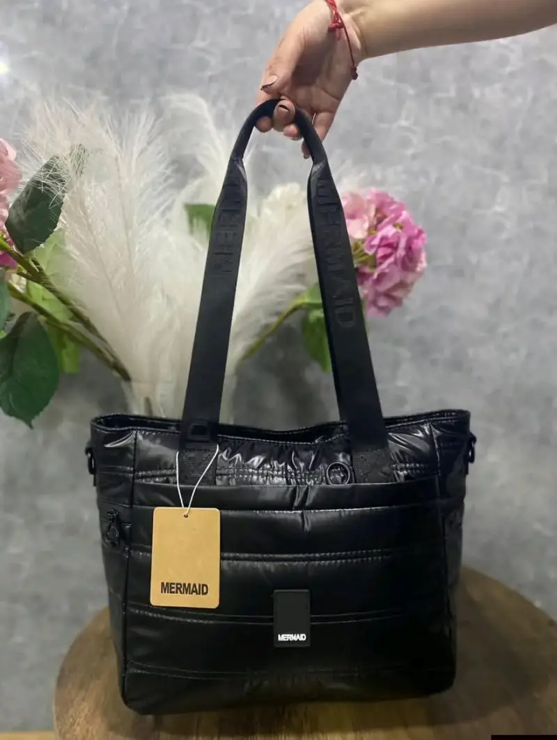 Bolso negro Mermaid semi impermeable