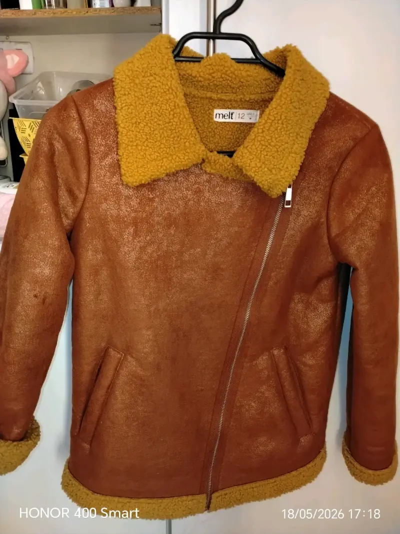 Chaqueta de cuero sintético Melt con forro de borrego