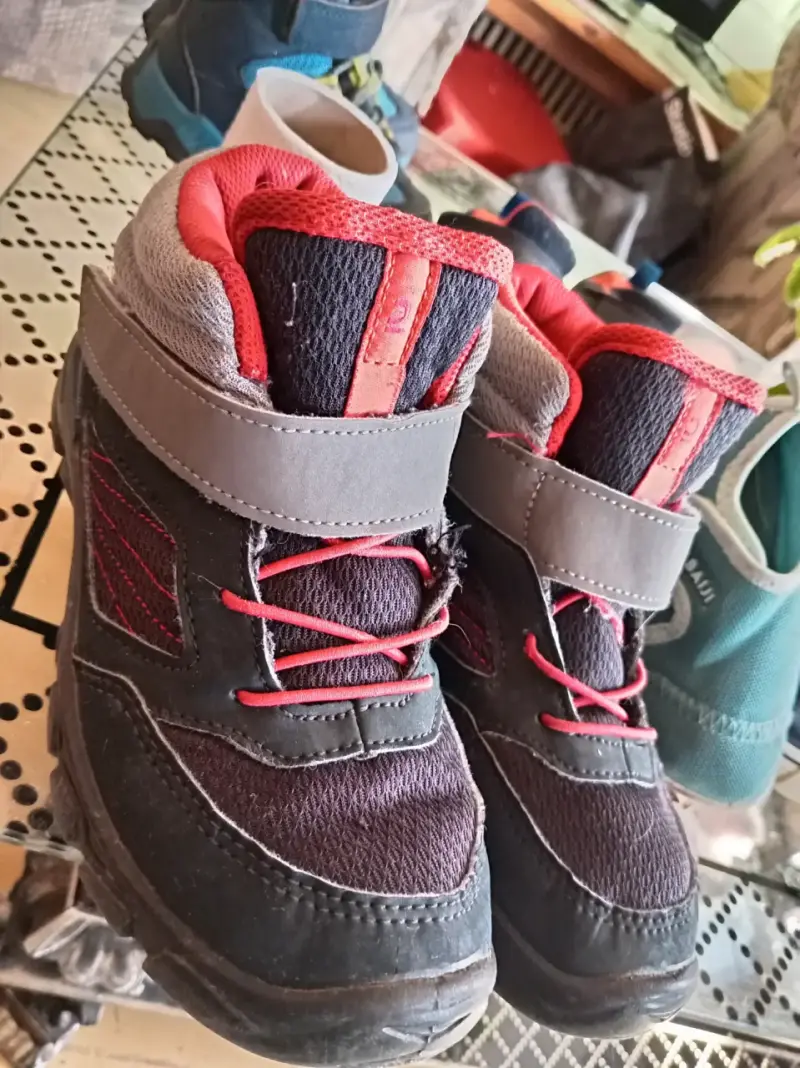 Zapatillas deportivas infantiles azul y amarillo - 2