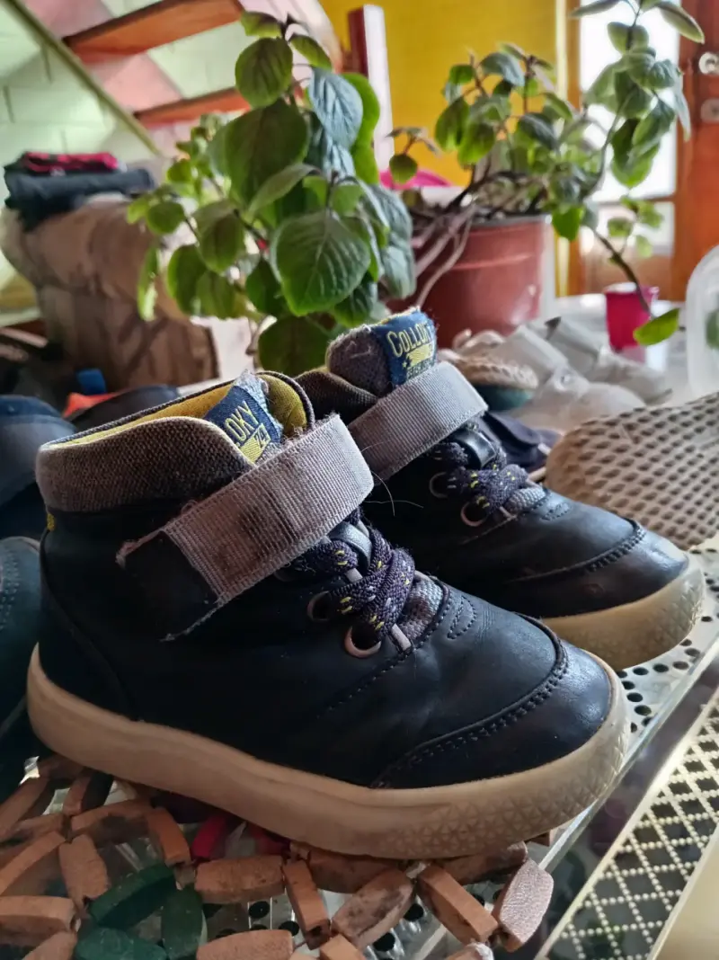 Zapatillas deportivas infantiles azul y amarillo - 6