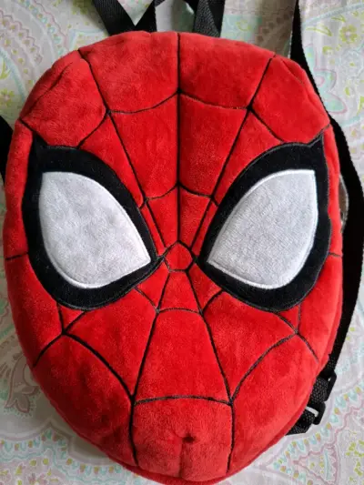 Mochila infantil Spiderman roja - miniatura 2