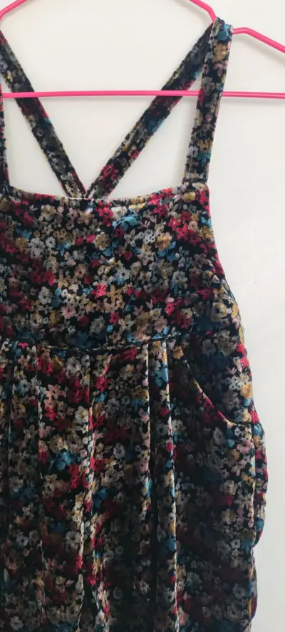 Vestidos de niña - miniatura 4