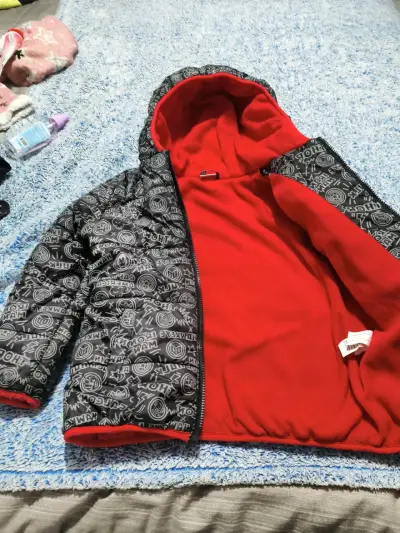 Chaqueta con polar  infantil con capucha - miniatura 1