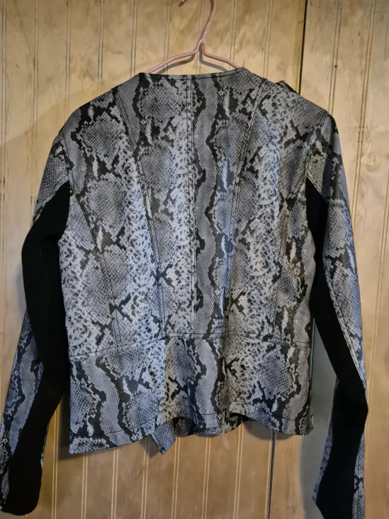 Chaqueta de cuero sintético estampado serpiente - 2