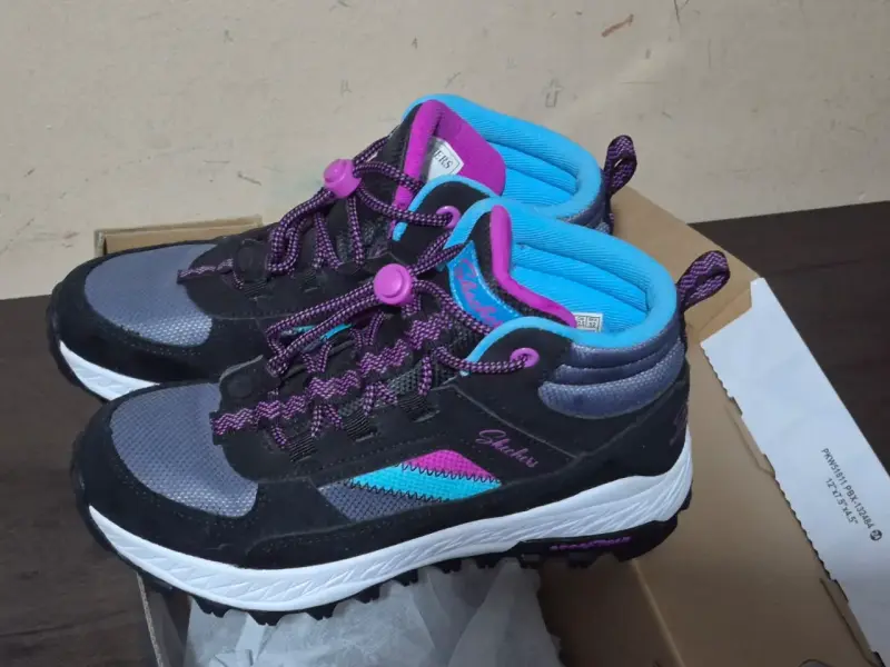 Botines Skechers - Waterproof - Niña talla 34 - 2
