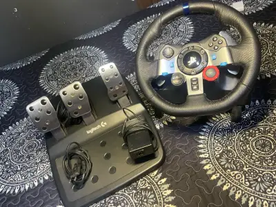 Volante y pedales Logitech G29 para PS4/PS5 - miniatura 1