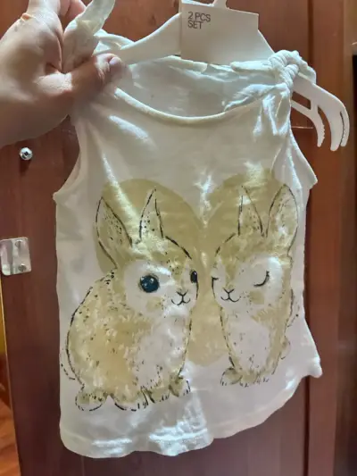 Polera infantil con diseño de conejos H&M - miniatura 1