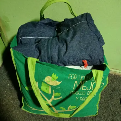 Lote de ropa de niño variada talla 8 - miniatura 2