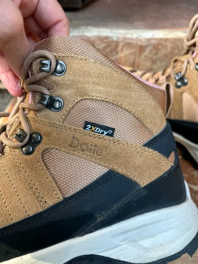 Botas de trekking color marrón para mujer - 5
