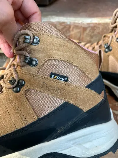 Botas de trekking color marrón para mujer - miniatura 5