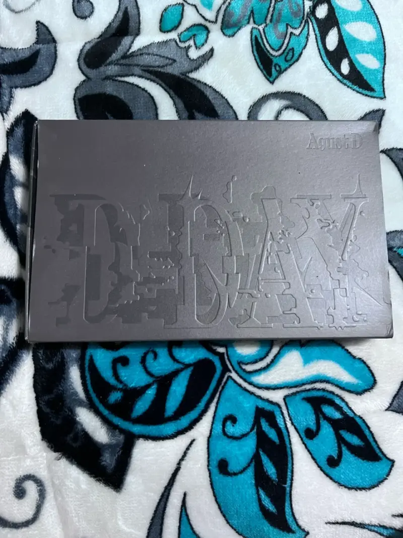 Álbum D-Day Agust d - 1