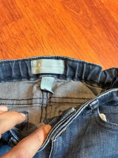 2 Jeans  niña t4, Gap y Yamp azul - miniatura 3