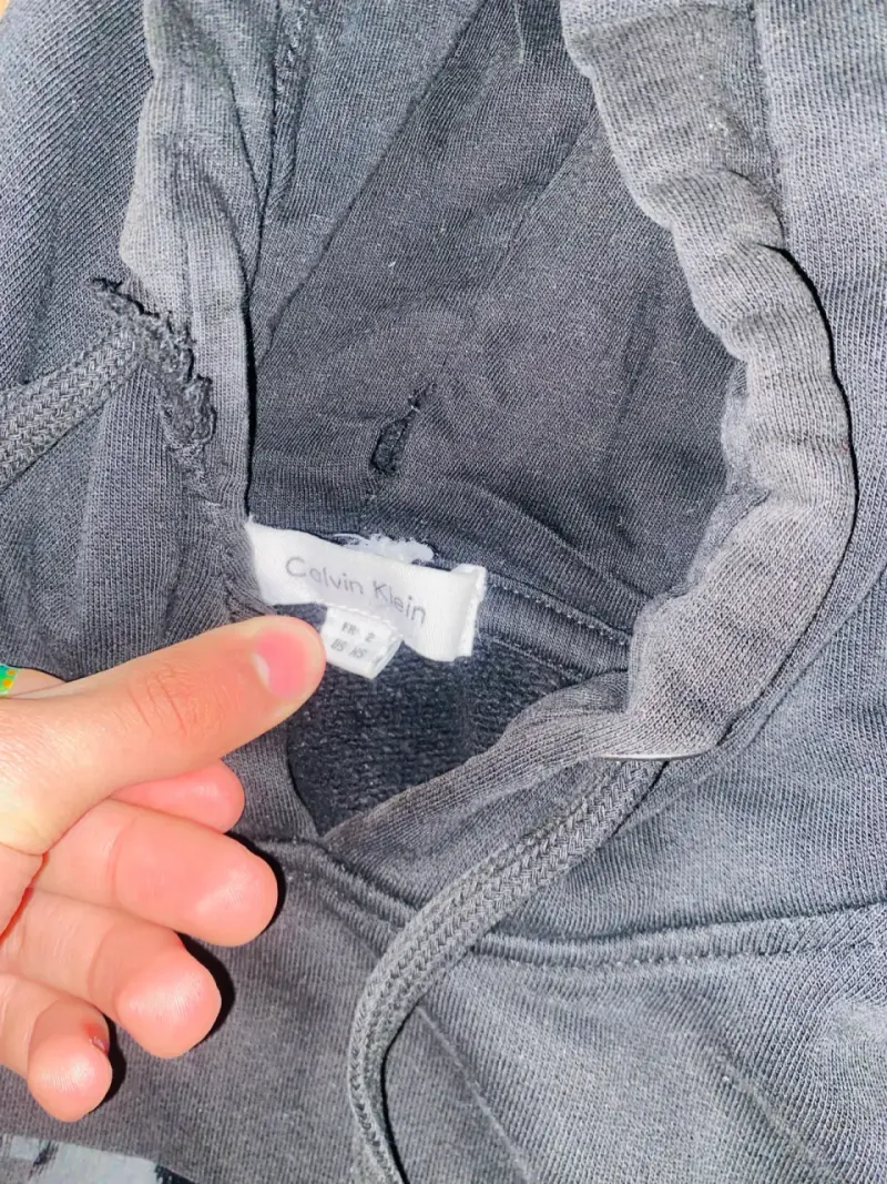 Polerón negro con capucha Calvin Klein - 2