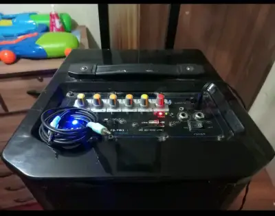 Parlante Fiddler con ruedas sonido fuerte y claro - miniatura 2