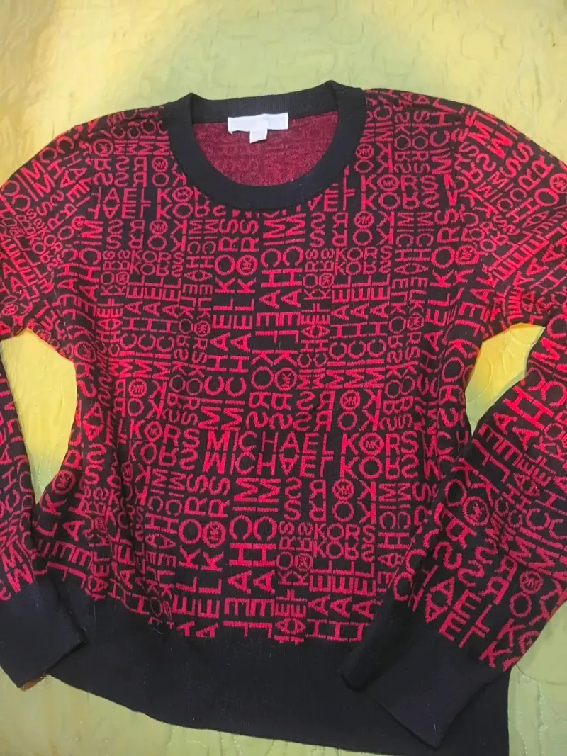 Suéter Michael Kors rojo y negro - 1