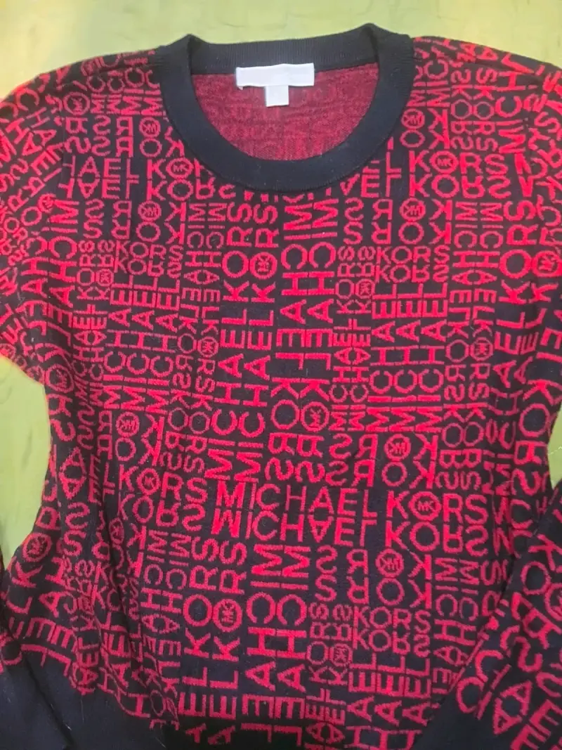 Suéter Michael Kors rojo y negro - 2