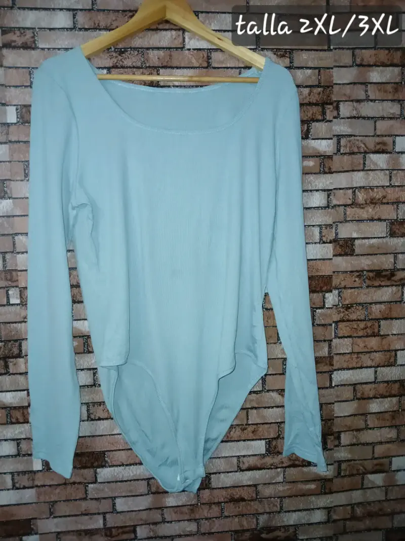 Body azul claro talla 2XL/3XL