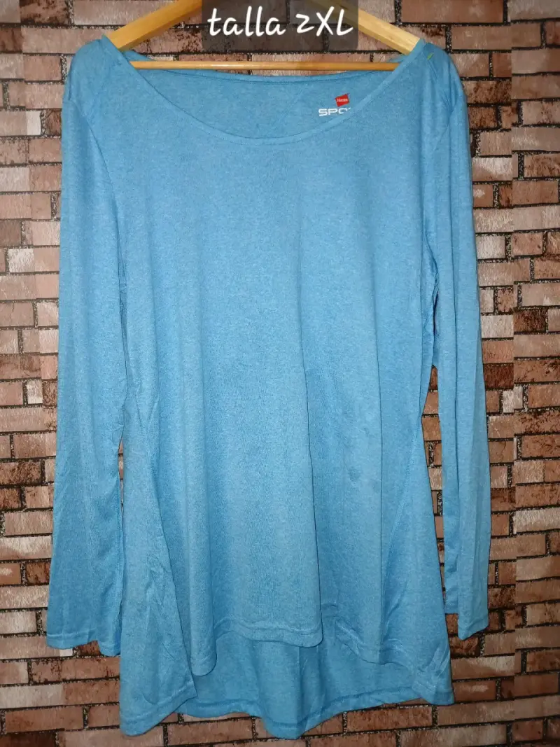 Polera azul manga larga talla 2XL