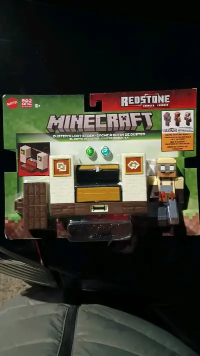 Figura Minecraft Redstone Duster's Loot Stash - miniatura 1