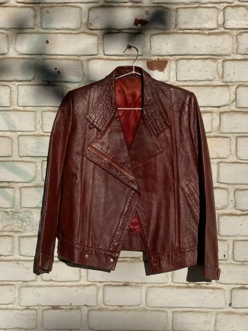 Chaqueta de cuero marrón estilo biker - 1