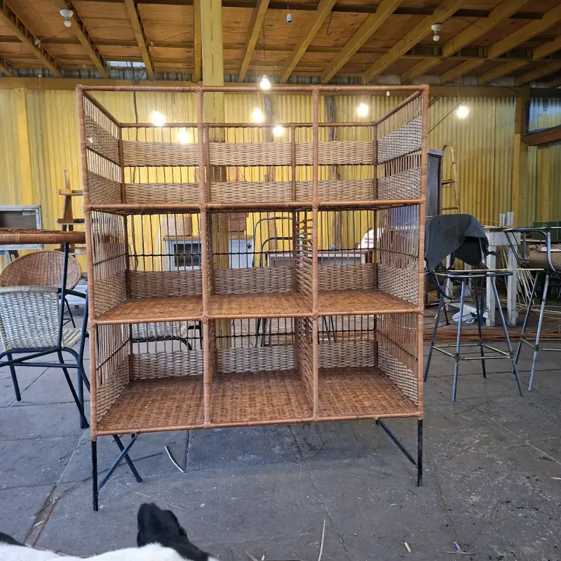 Estantería de mimbre con estructura metálica - 6