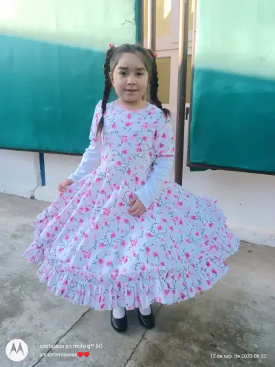 Vestido infantil de huasa talla 10-12 - miniatura 3
