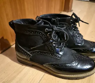 Botines negros de cuero y gamuza talla 36 - miniatura 2
