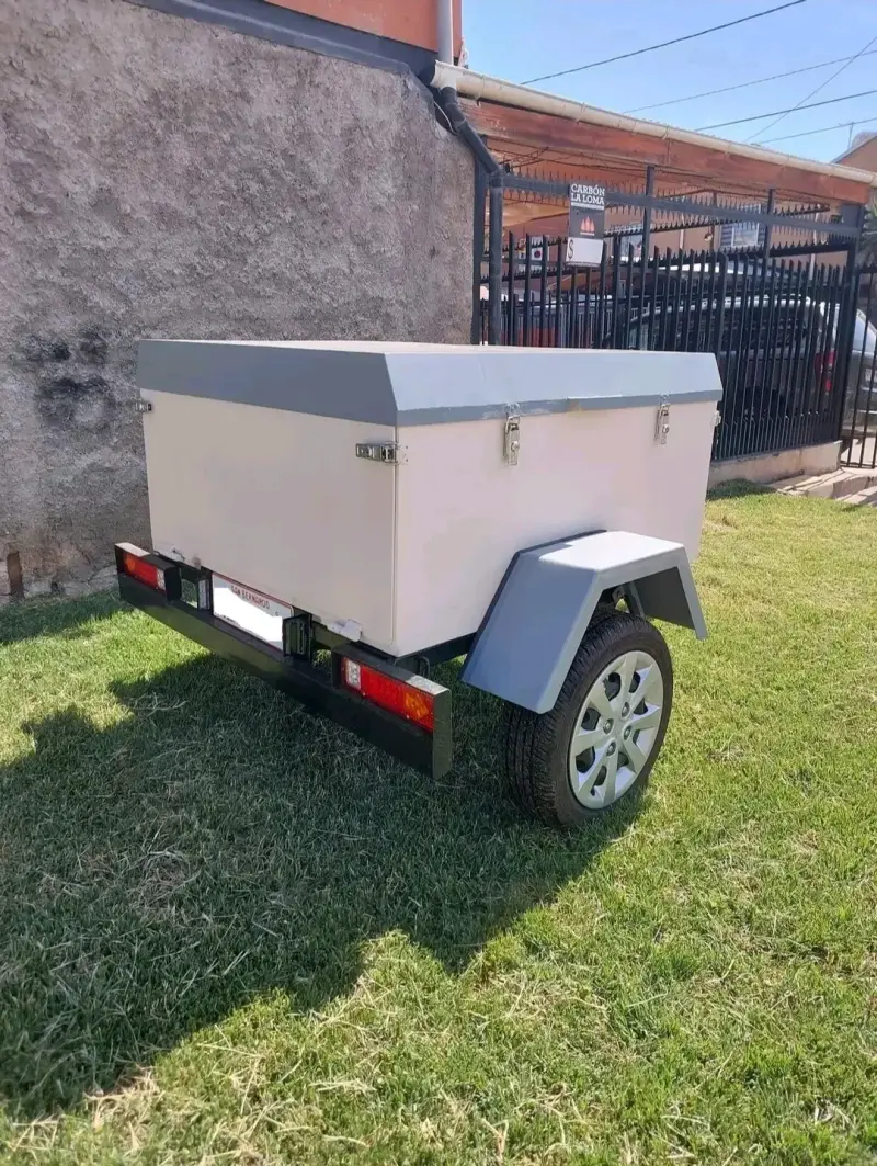 Carro de arrastre con tapa abatible - 3