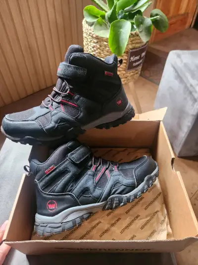 Botas de trekking negras  Weihenner - miniatura 1