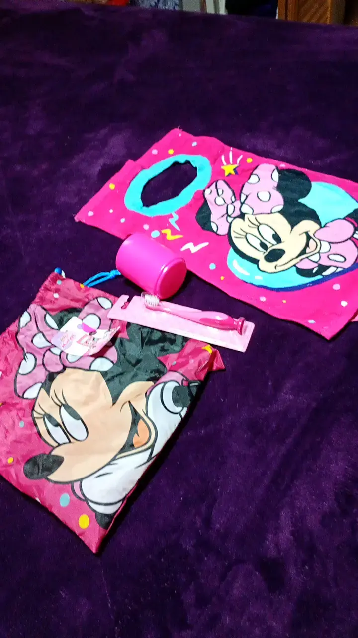 Set de aseo infantil Minnie Mouse - 1