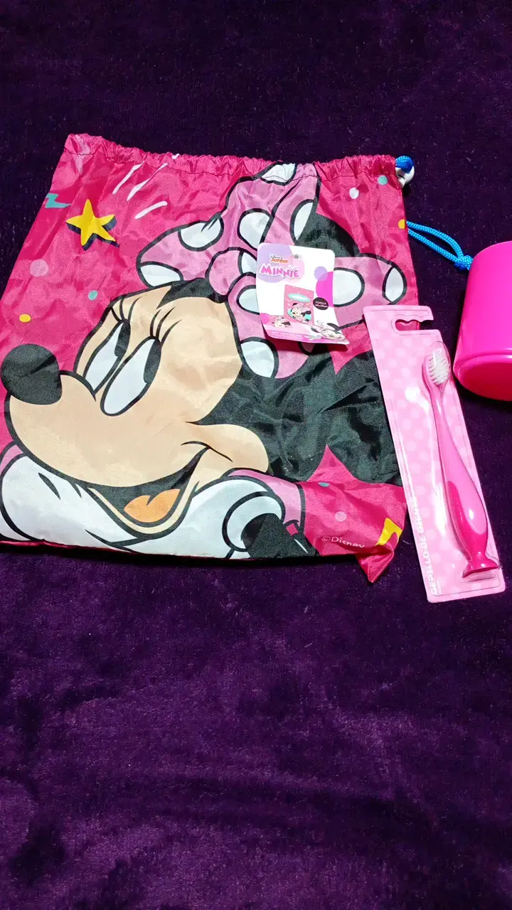 Set de aseo infantil Minnie Mouse - 4