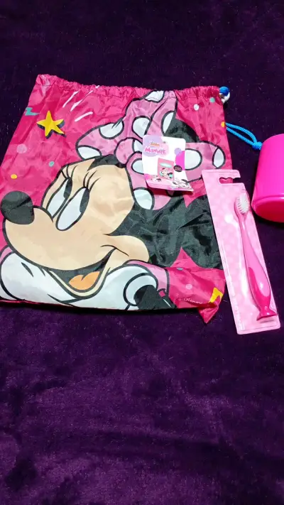 Set de aseo infantil Minnie Mouse - miniatura 4