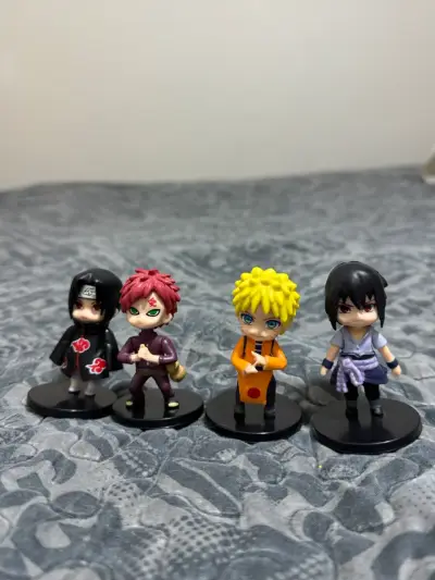 Set de figuras de acción anime - miniatura 1