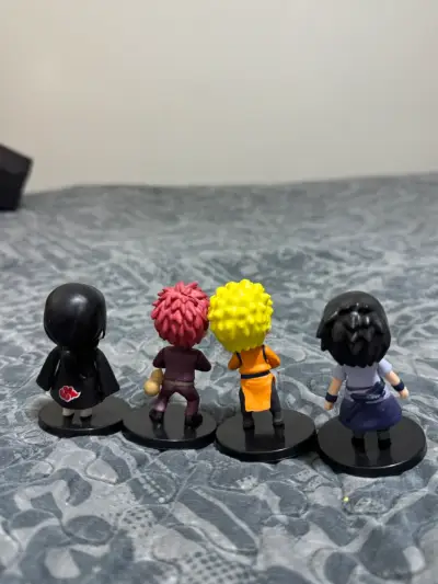 Set de figuras de acción anime - miniatura 2