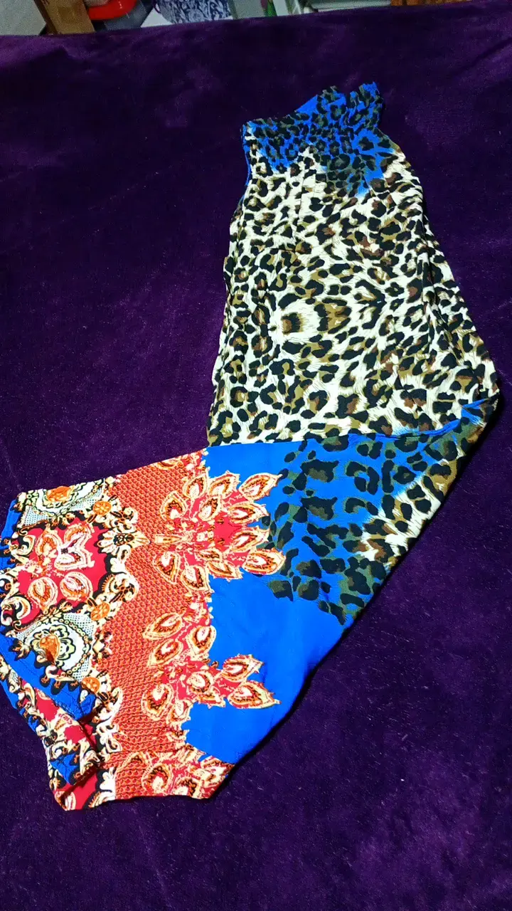Pantalones estampados animal print y floral - 2
