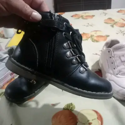 Zapatillas Puma blancas con detalles rosados - miniatura 4
