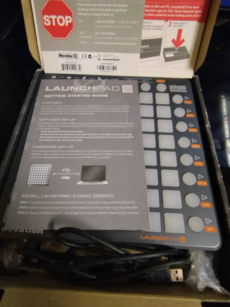 Controlador MIDI Novation Launchpad S - 3