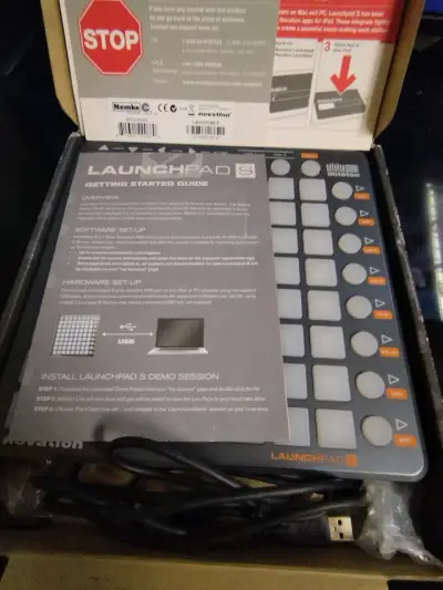 Controlador MIDI Novation Launchpad S - miniatura 3