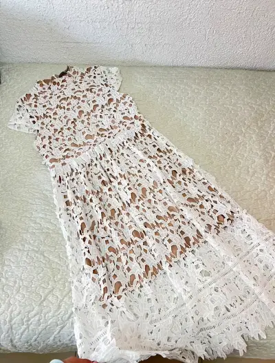 Vestido blanco de encaje elegante talla M L - miniatura 1